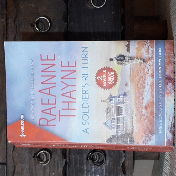 A Soldier's Return by Raeanne Thayne, a Harlequin Novel - Picture 7 of 8